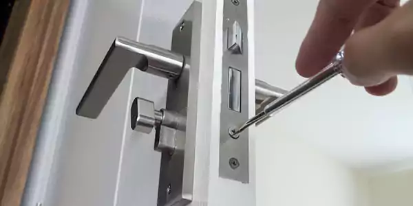uPVC Door Repair Barnsley door edge shootbolts that go top and bottom of a multi-point door lock