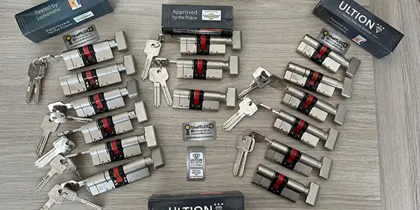 Ultion lock fitting Kendray